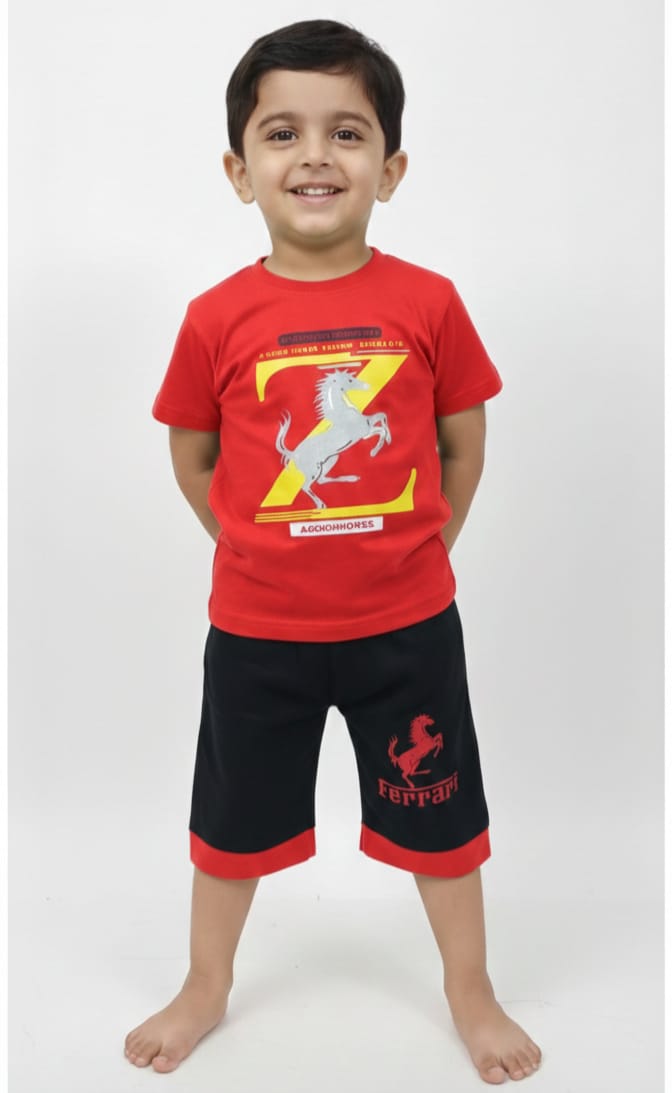 Printed red t-shirt and black shots